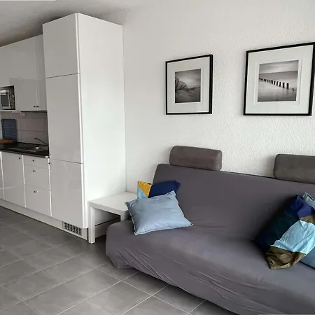 T2 - Terrasse, Piscine, Parking - Fr-1-195-106 *